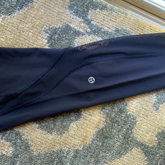 LULU LEMON SIZE 6 Navy Blue ❌SOLD❌ - Picture 6 of 12